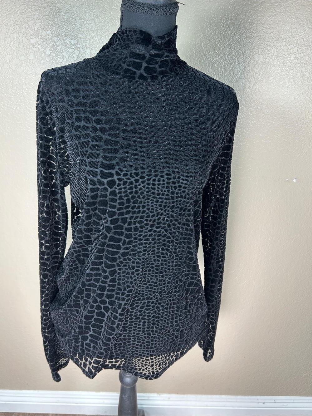 Express Black Mock Neck Snake Print Mesh Long Sleeve Top Size Large